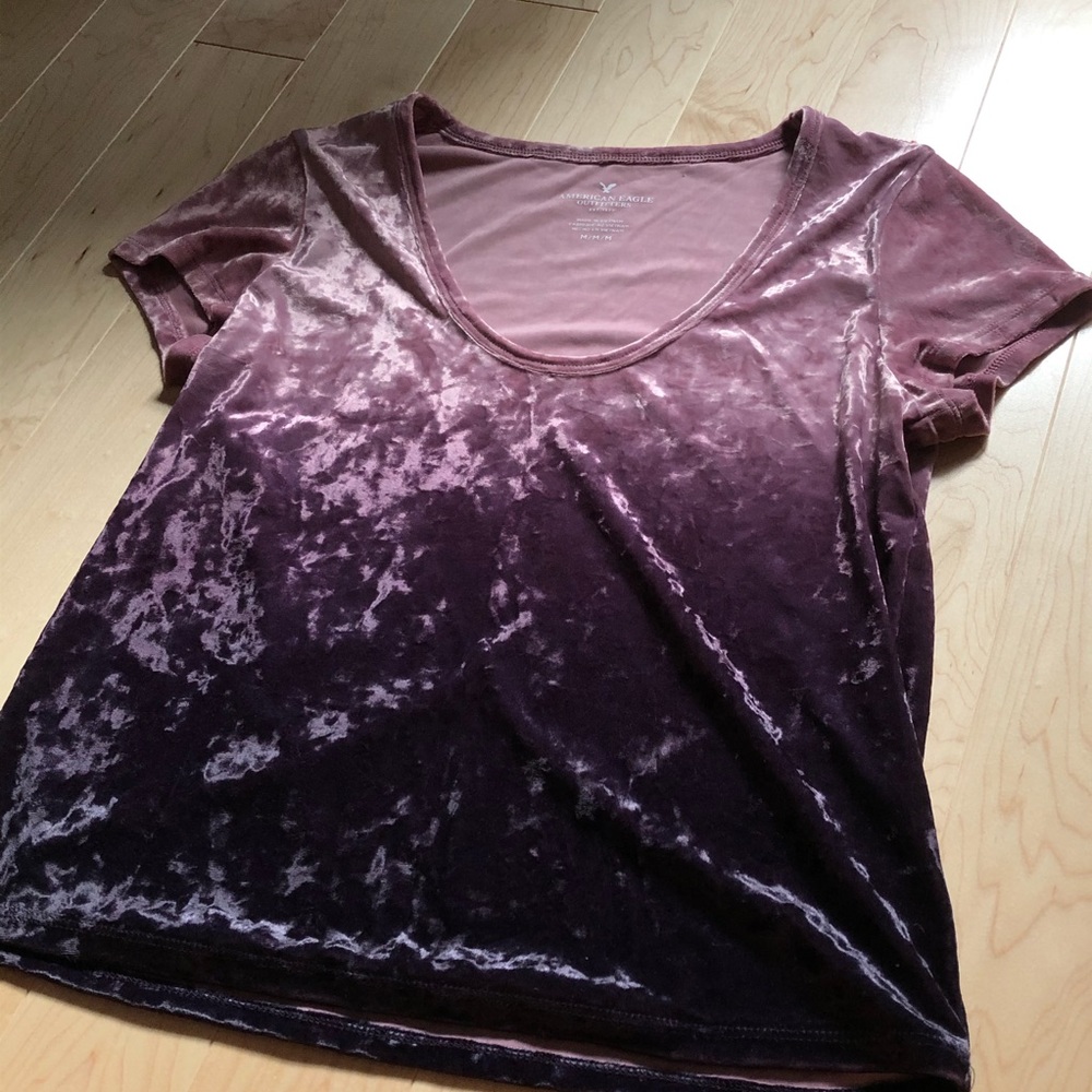 American Eagle shirt